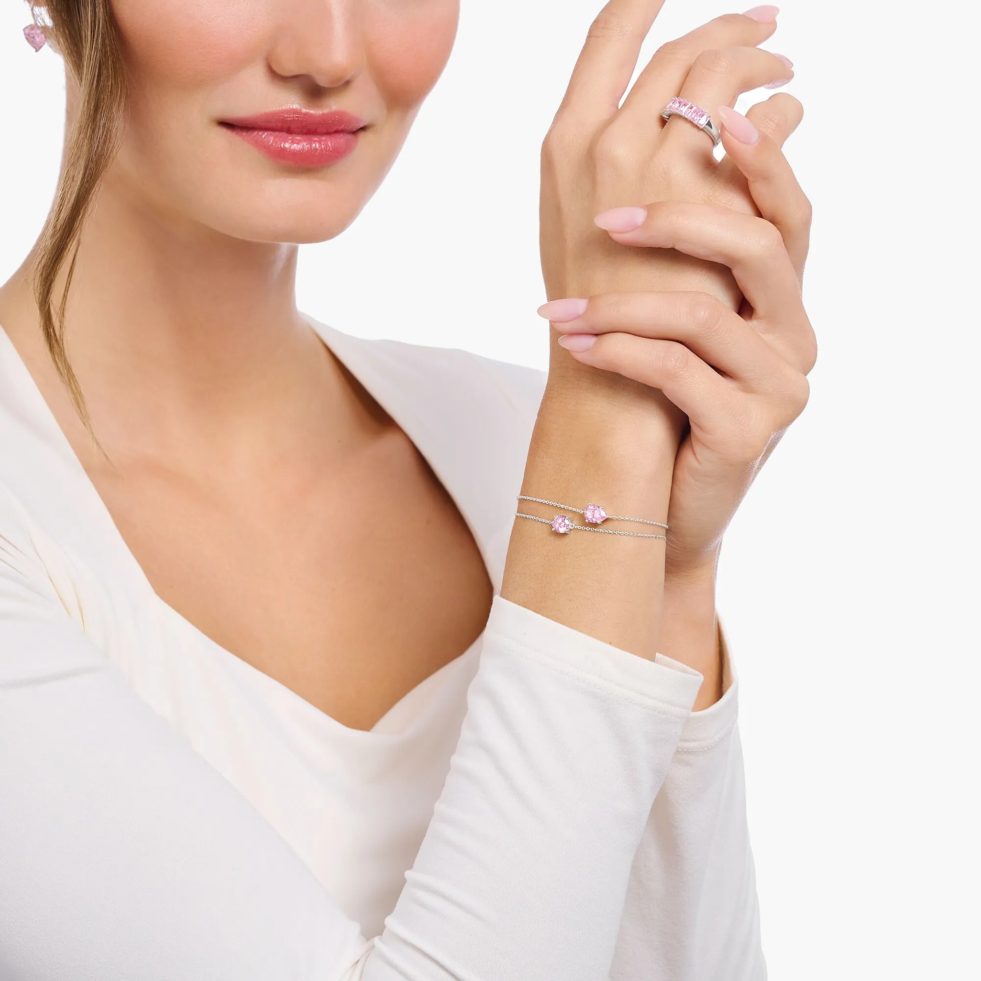 Bracelet with pink zirconia pendant