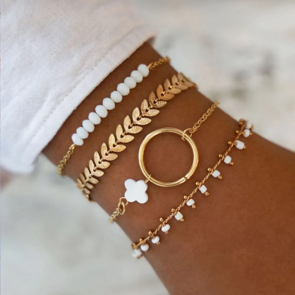 Elegant Gold Leaves Heart Pendant Cuff Bracelet Set