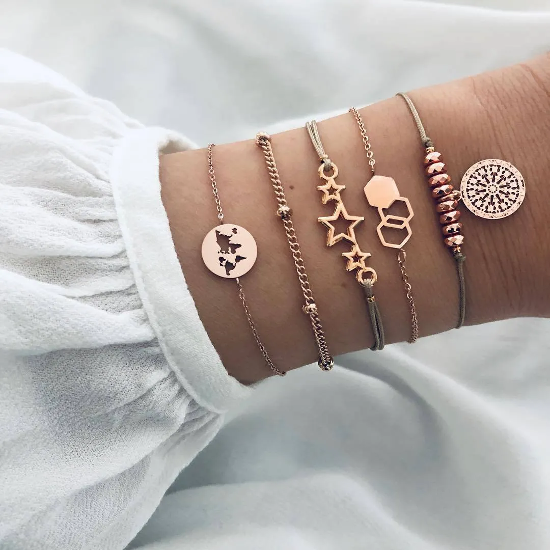 Elegant Gold Leaves Heart Pendant Cuff Bracelet Set