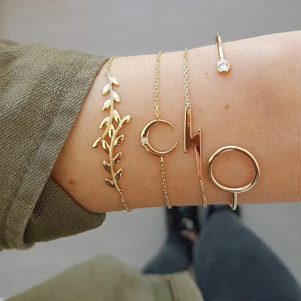 Elegant Gold Leaves Heart Pendant Cuff Bracelet Set