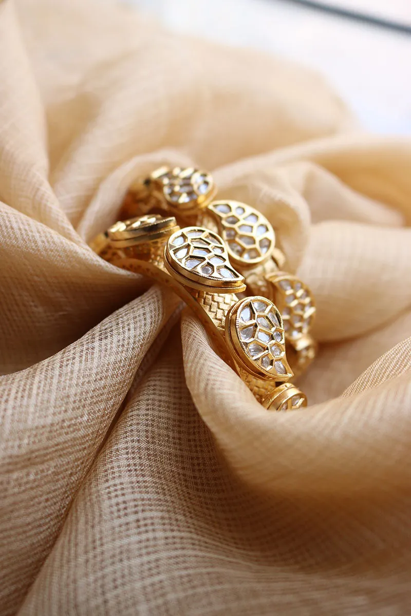 Paisley Kundan Elegant Set of 2 Kadas